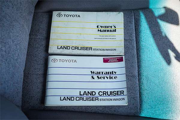 2003 Toyota Landcruiser GXL HDJ100R