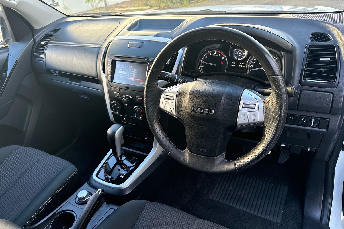 2021 Isuzu MU-X LS-M