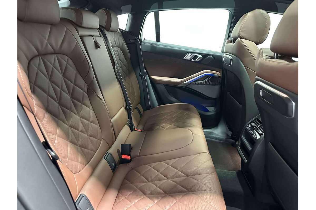 2025 BMW X6 xDrive30d M Sport G06 LCI