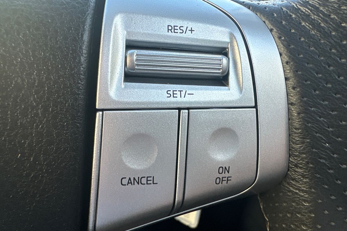 2021 Isuzu MU-X LS-M