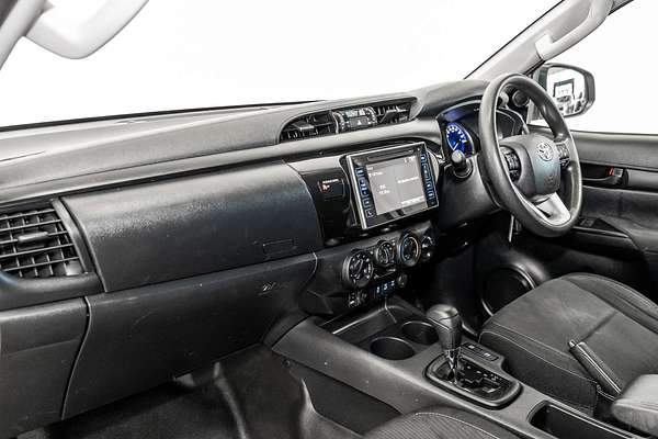 2019 Toyota Hilux SR GUN126R 4X4