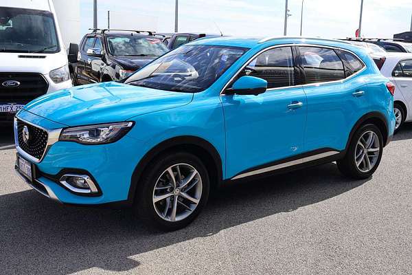 2022 MG HS Essence SAS23