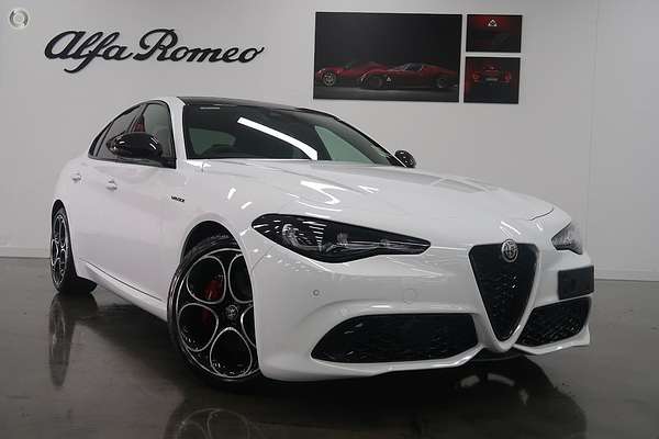 2023 Alfa Romeo Giulia Veloce Series 4