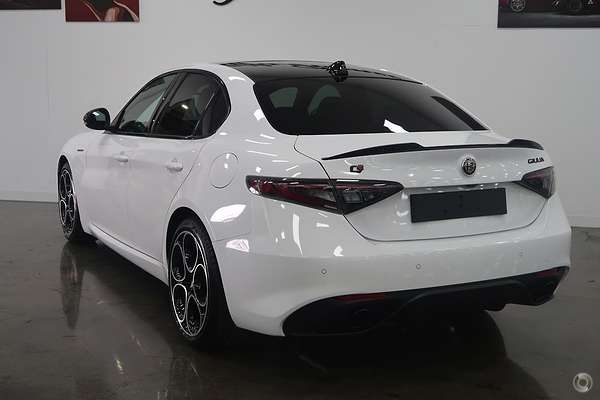 2023 Alfa Romeo Giulia Veloce Series 4