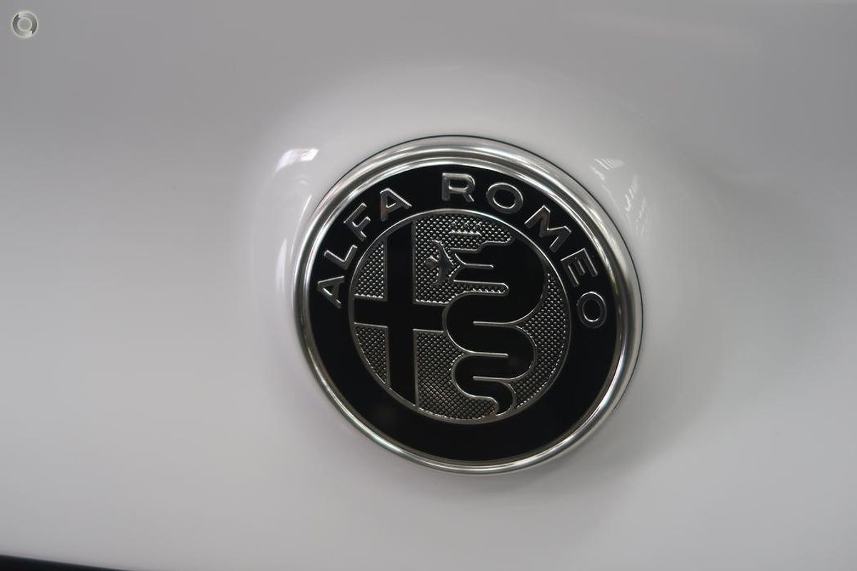 2023 Alfa Romeo Giulia Veloce Series 4