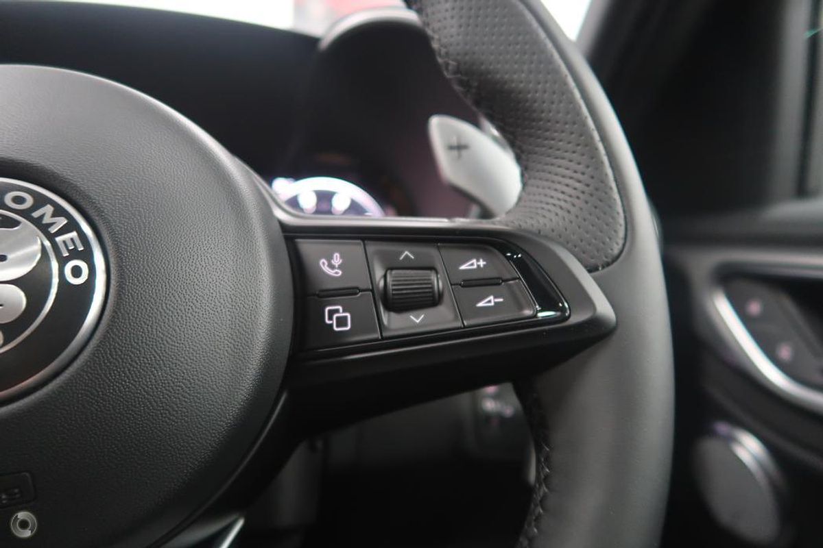 2023 Alfa Romeo Giulia Veloce Series 4