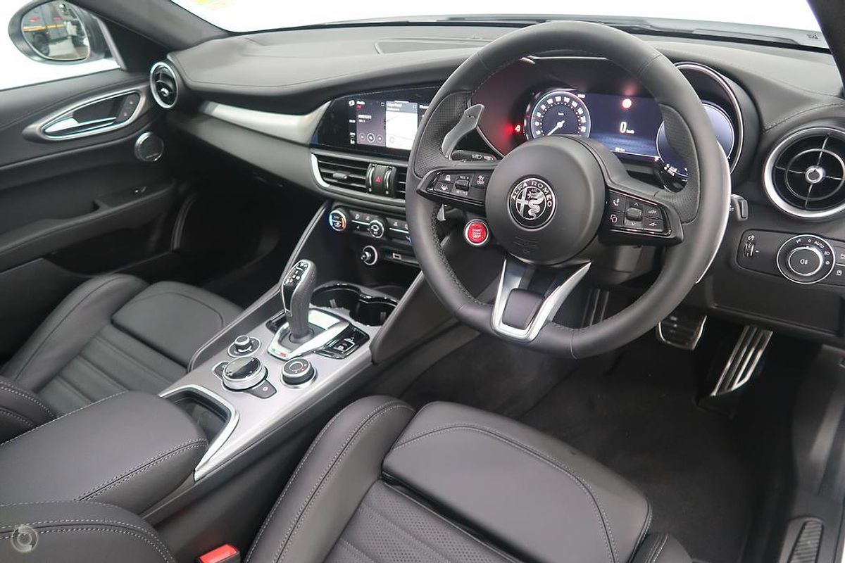 2023 Alfa Romeo Giulia Veloce Series 4