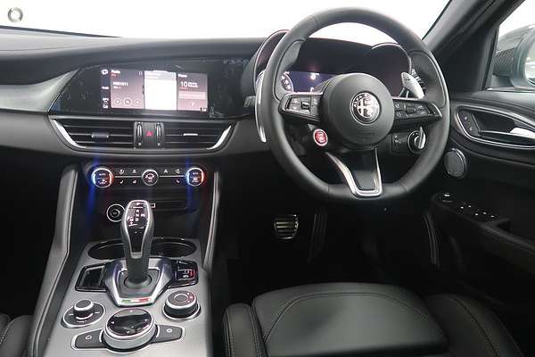 2023 Alfa Romeo Giulia Veloce Series 4