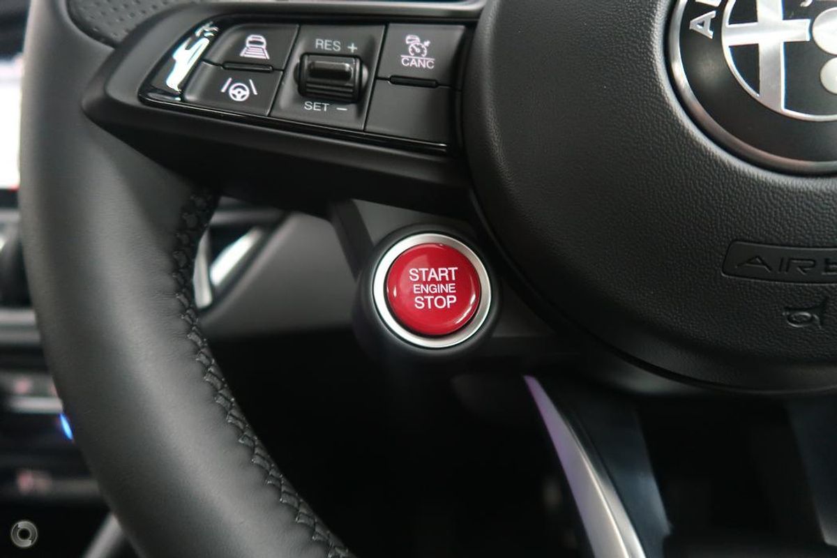 2023 Alfa Romeo Giulia Veloce Series 4