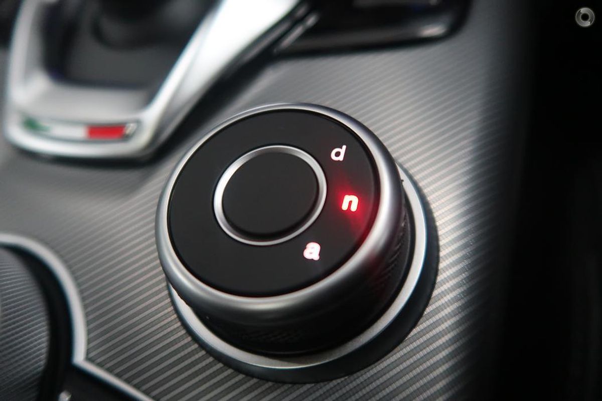 2023 Alfa Romeo Giulia Veloce Series 4
