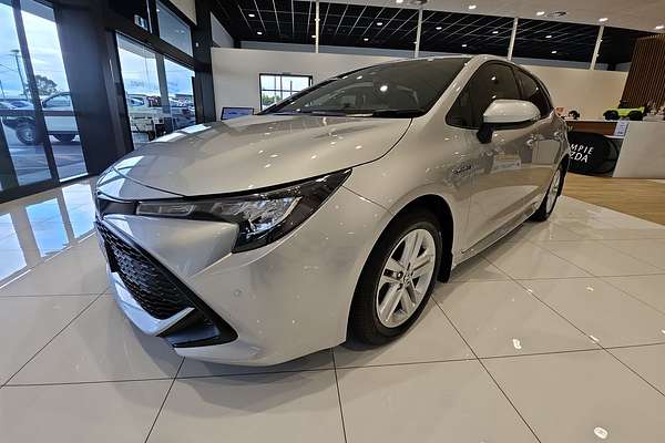2020 Toyota Corolla Ascent Sport Hybrid ZWE211R