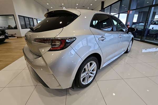 2020 Toyota Corolla Ascent Sport Hybrid ZWE211R