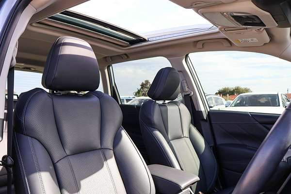 2023 Subaru Forester Hybrid S S5