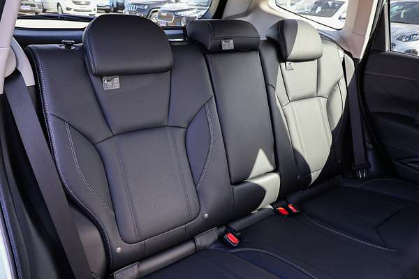 2023 Subaru Forester Hybrid S S5