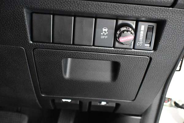 2025 Isuzu D-MAX X-TERRAIN 4X4