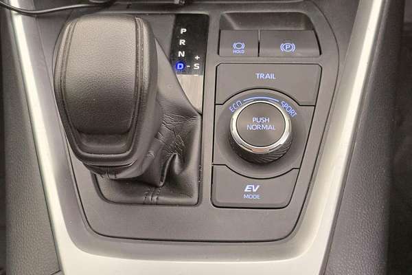 2020 Toyota RAV4 GX AXAH54R