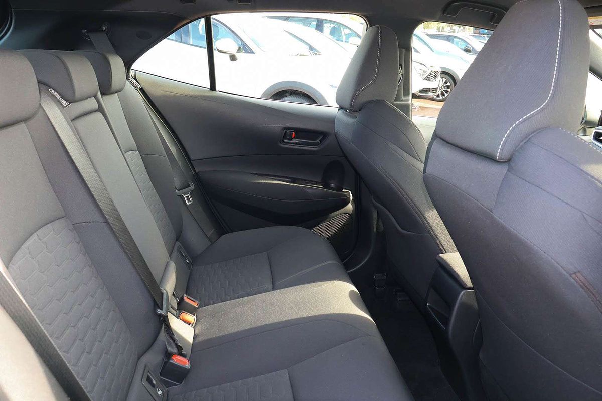 2022 Toyota Corolla Ascent Sport Hybrid ZWE211R