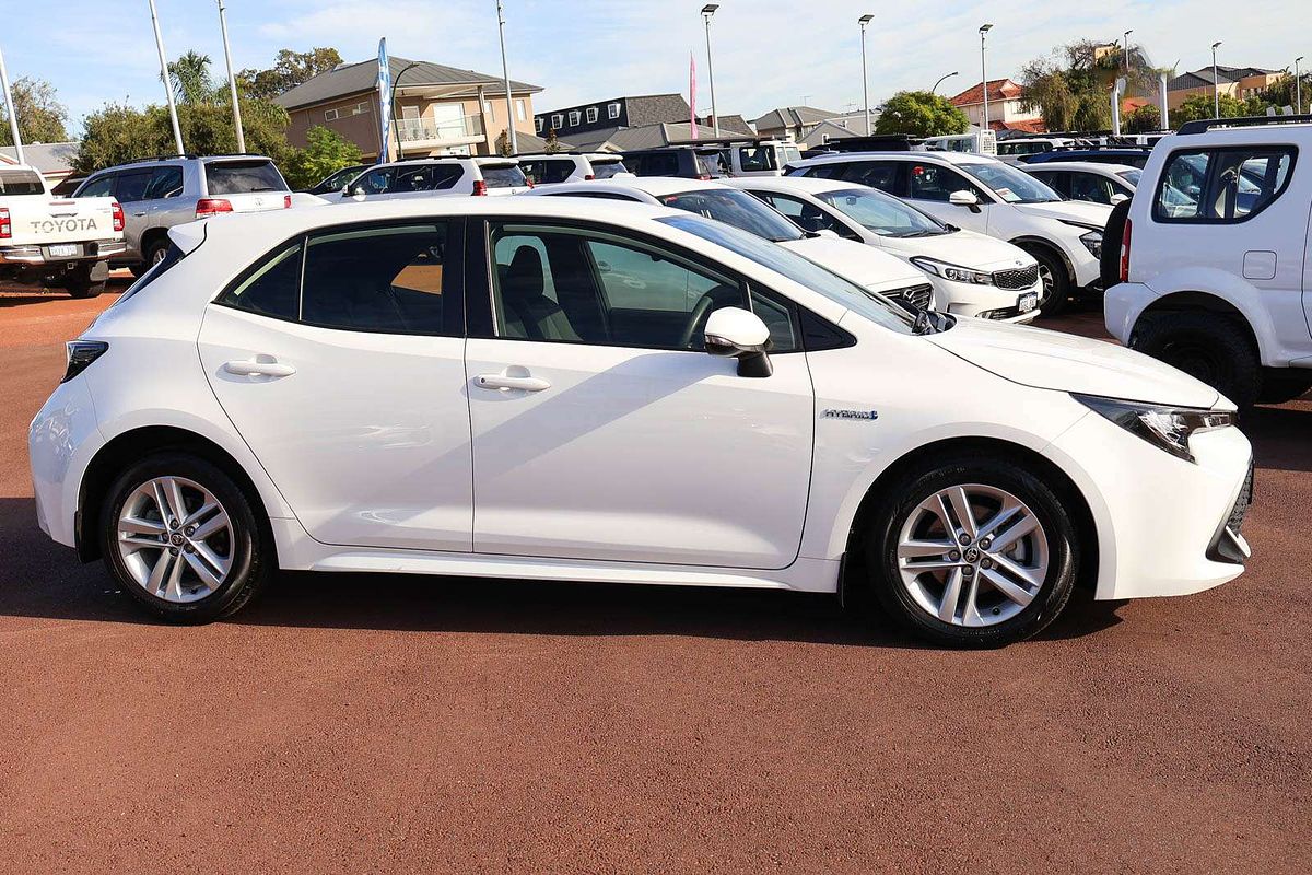 2022 Toyota Corolla Ascent Sport Hybrid ZWE211R