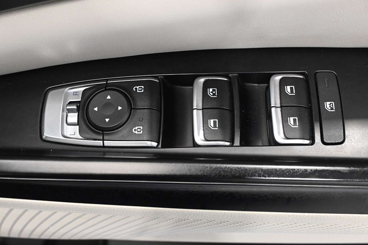 2021 Kia Carnival S KA4