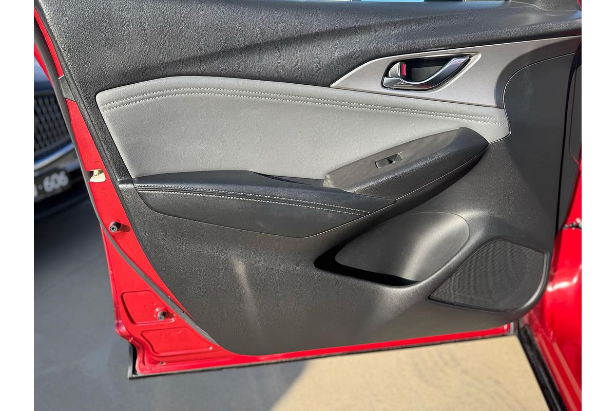 2022 Mazda CX-3 sTouring DK