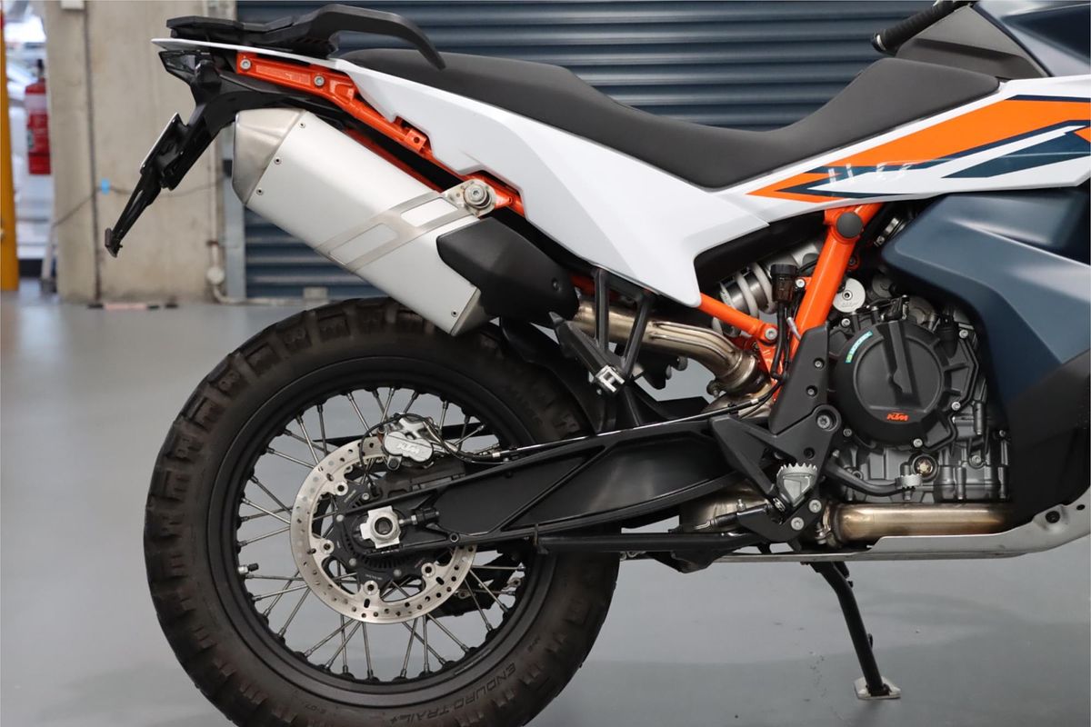 2022 KTM 890 Adventure R Adventure