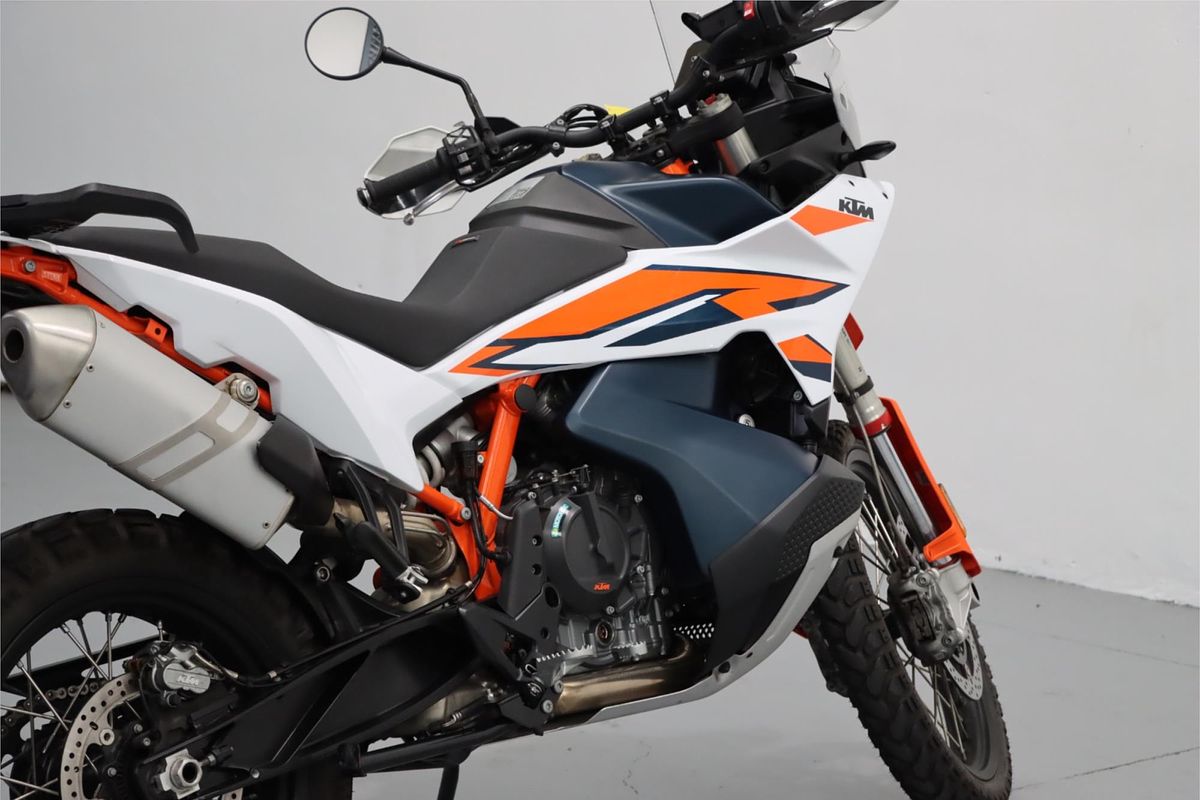 2022 KTM 890 Adventure R Adventure