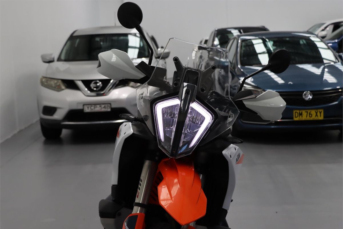 2022 KTM 890 Adventure R Adventure