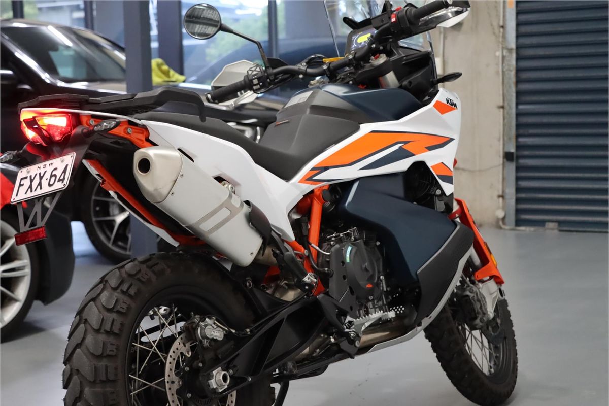 2022 KTM 890 Adventure R Adventure