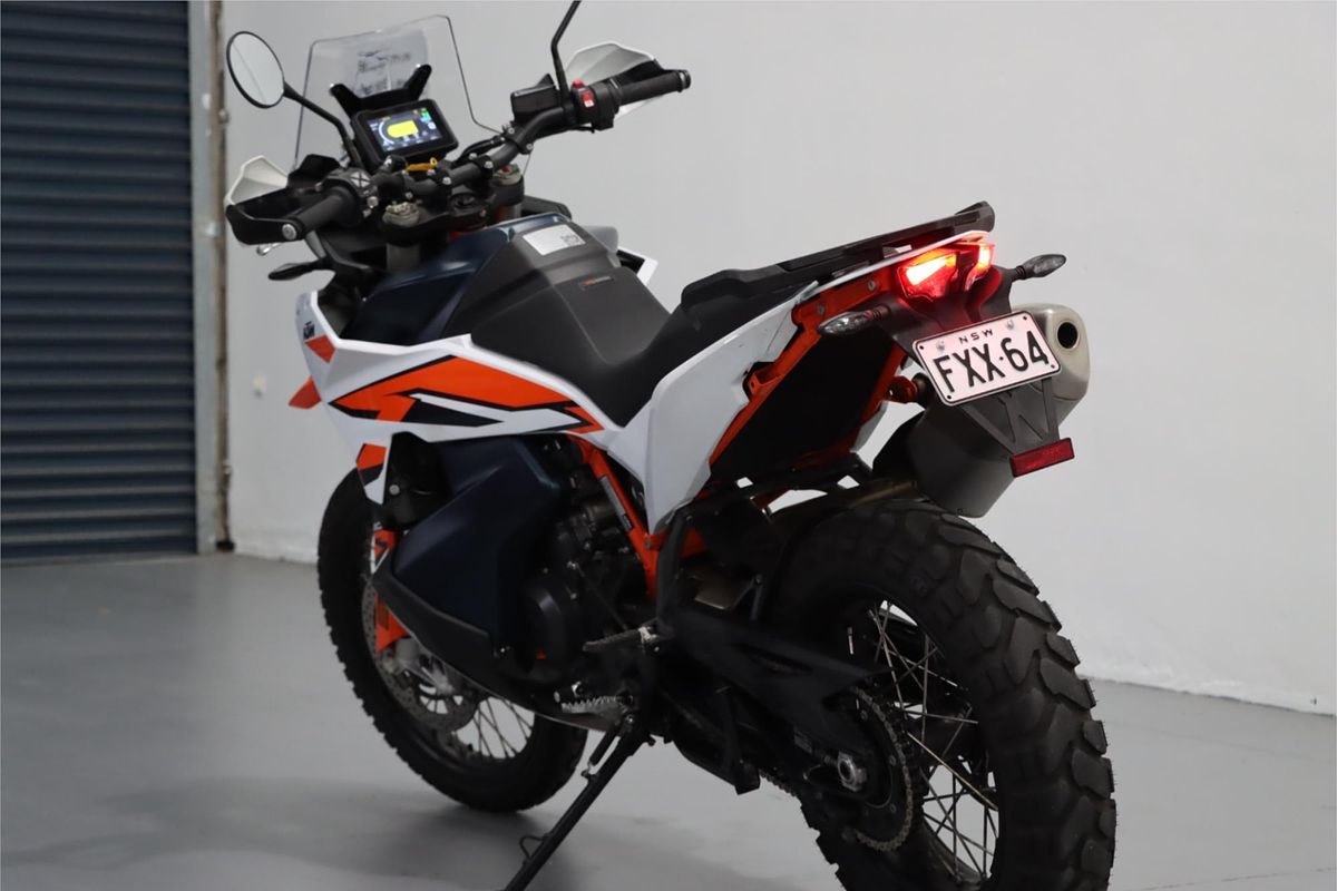 2022 KTM 890 Adventure R Adventure