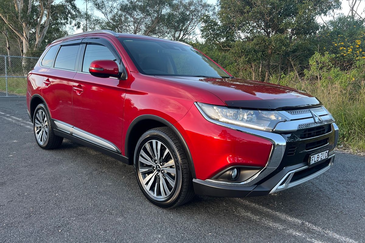 2020 Mitsubishi Outlander LS ZL