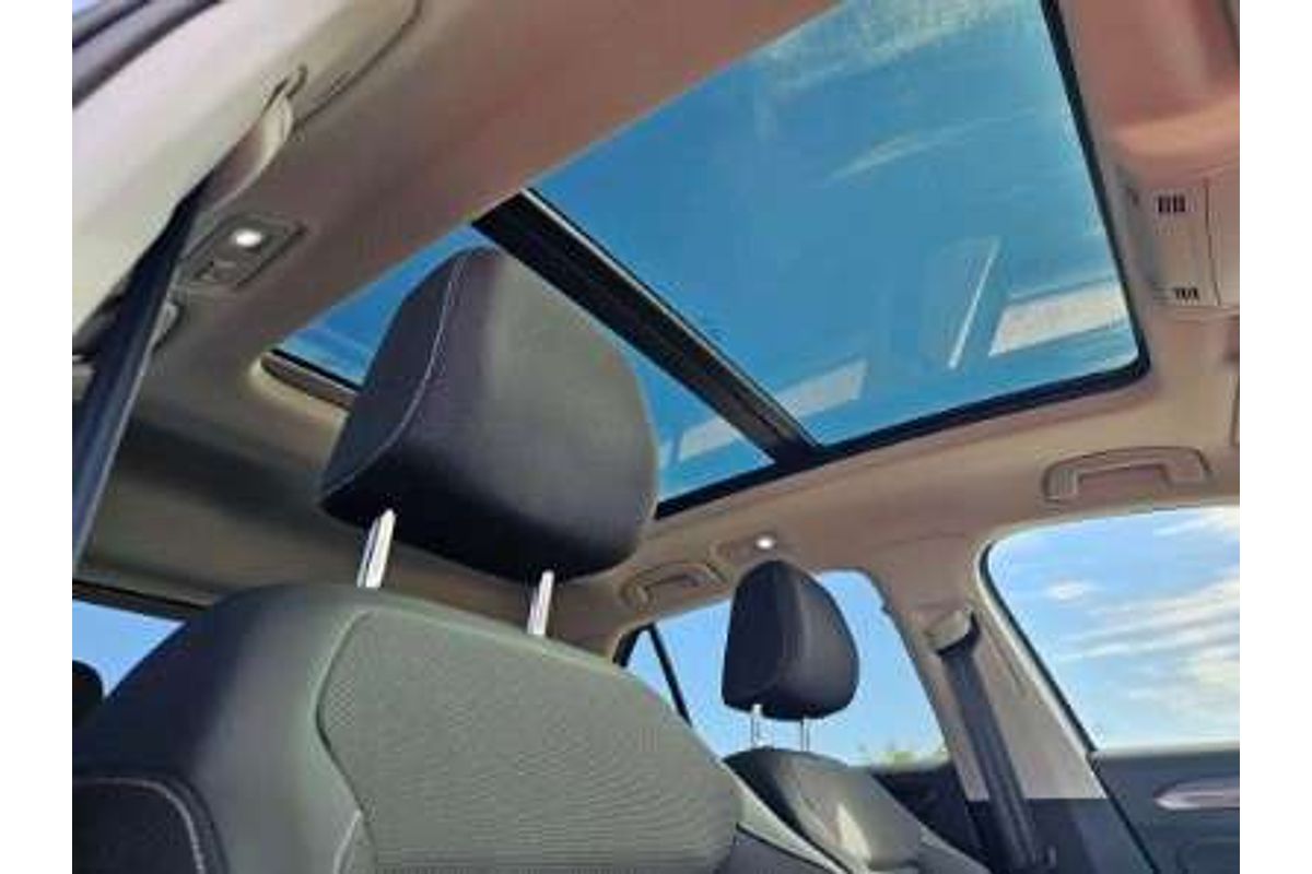 2025 Volkswagen T-Roc