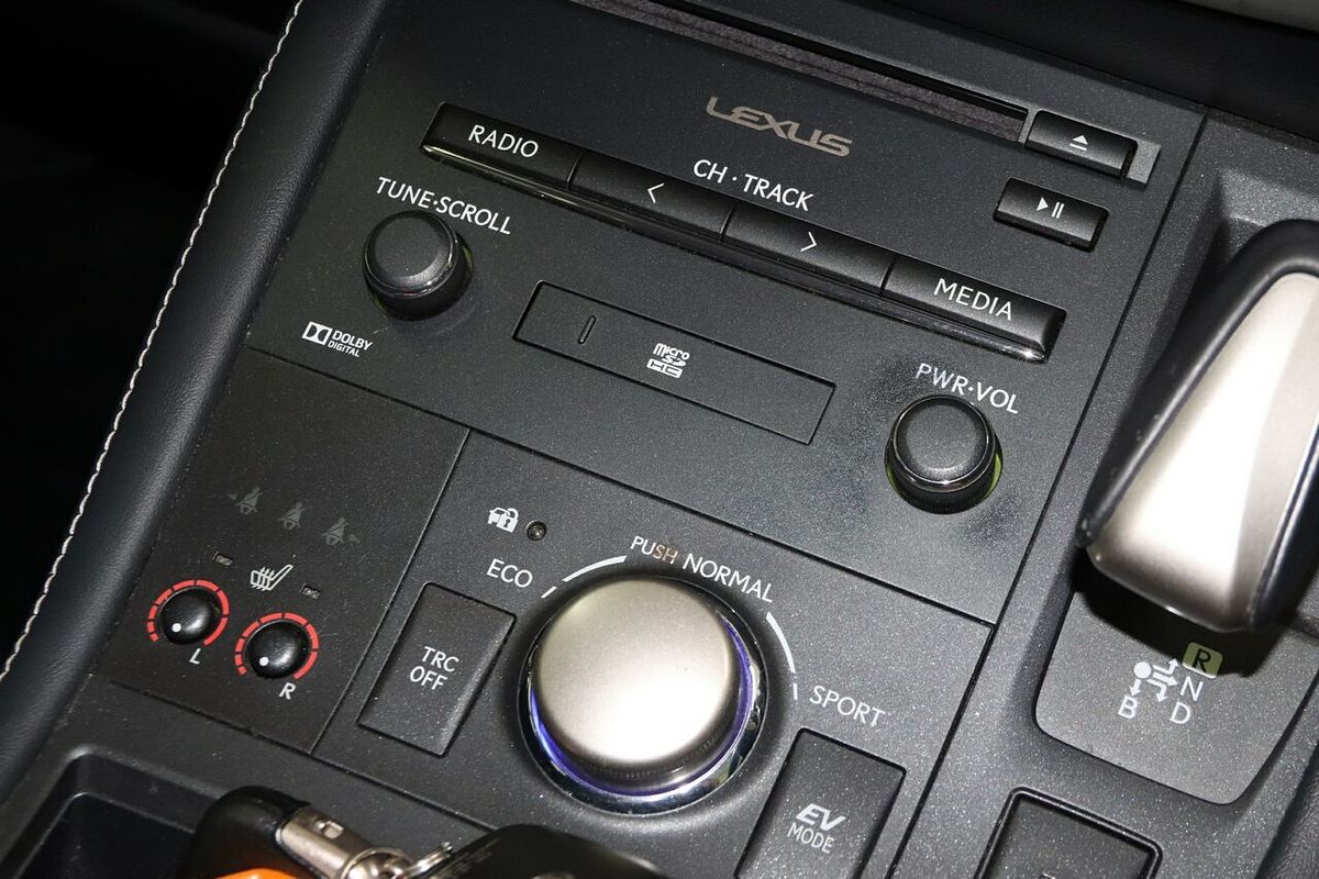 2017 Lexus CT CT200h Luxury ZWA10R