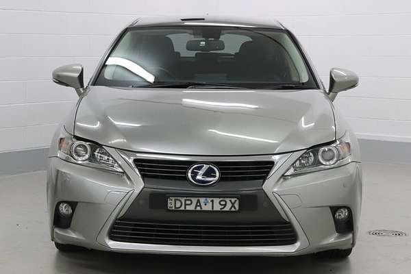 2017 Lexus CT CT200h Luxury ZWA10R