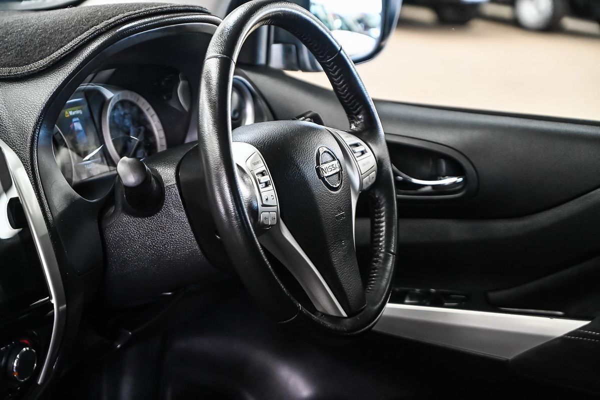 2018 Nissan Navara ST D23 Series 3 4X4