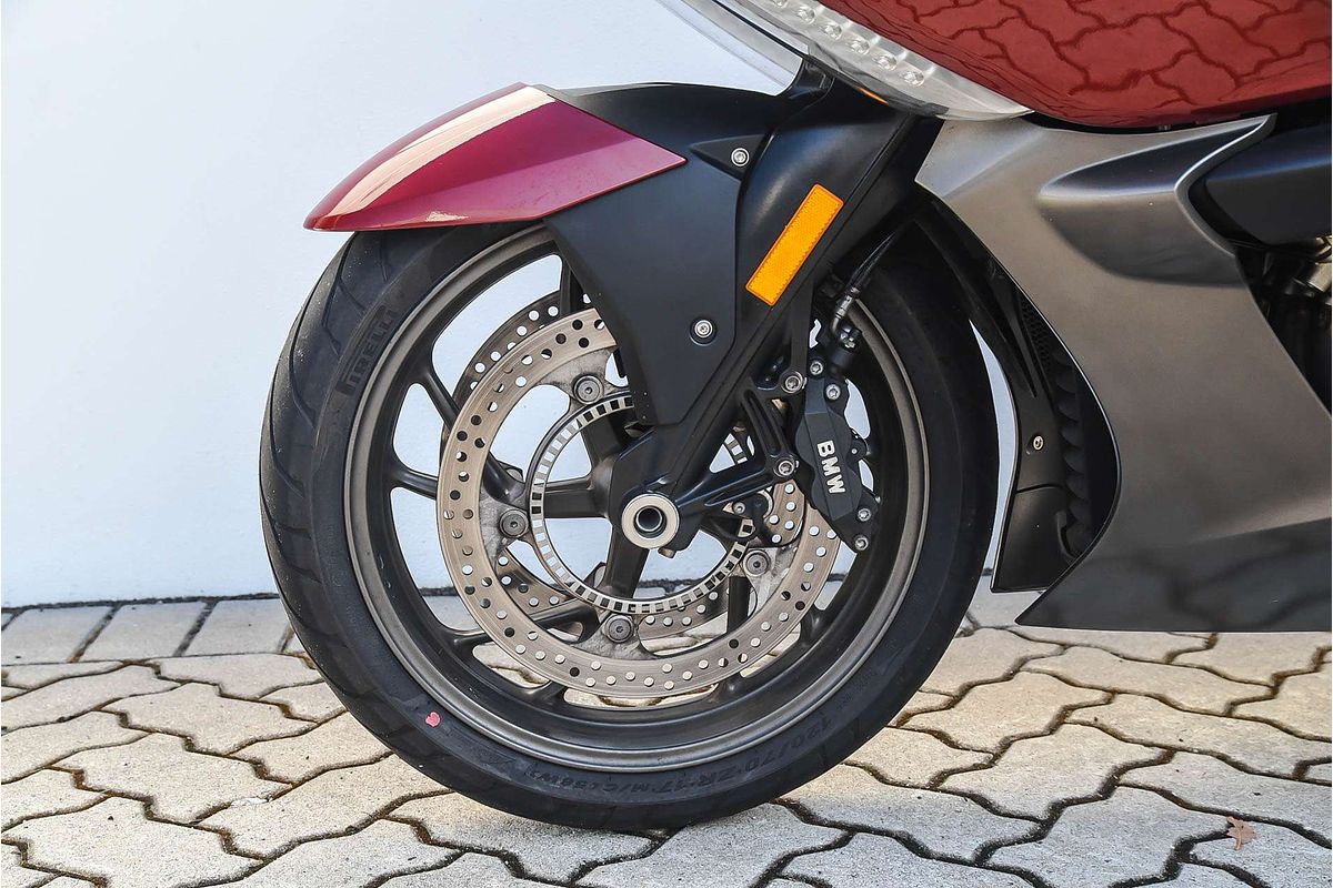 2011 BMW K1600