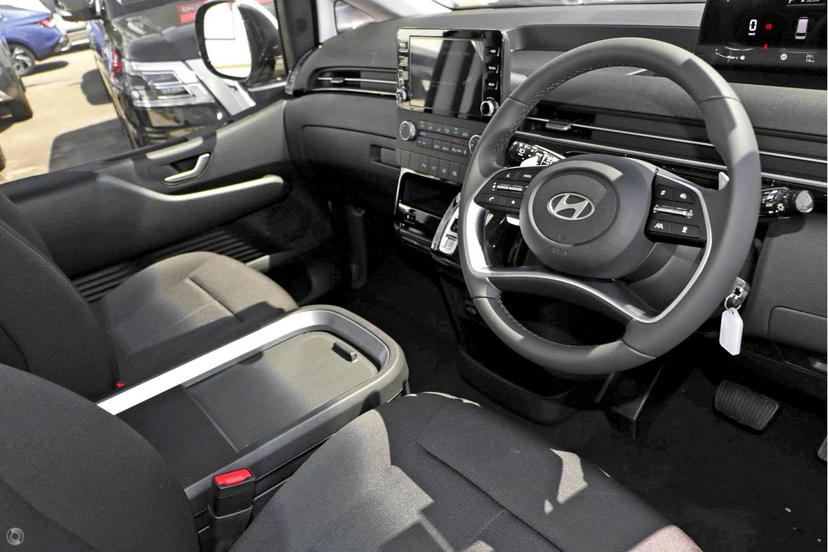 2025 Hyundai STARIA US4.V3