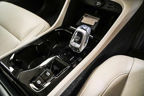 2020 Volvo XC40 T4 Inscription