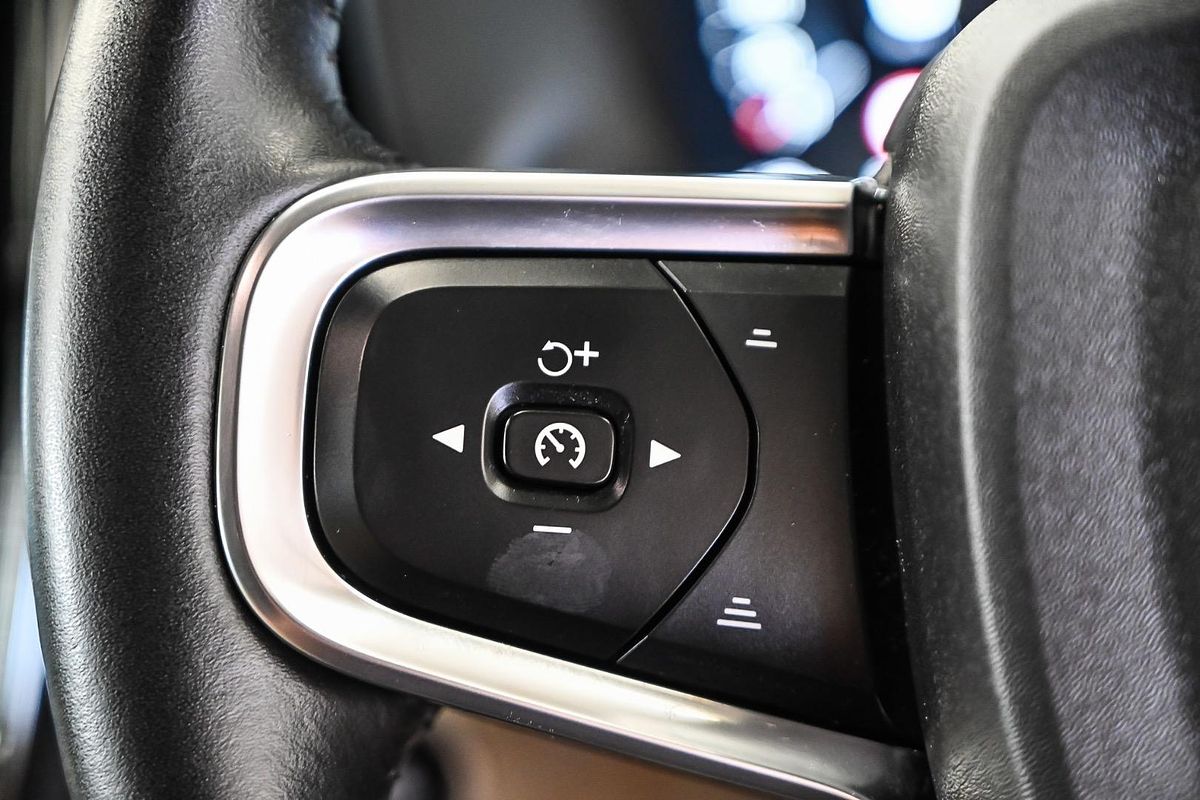 2020 Volvo XC40 T4 Inscription
