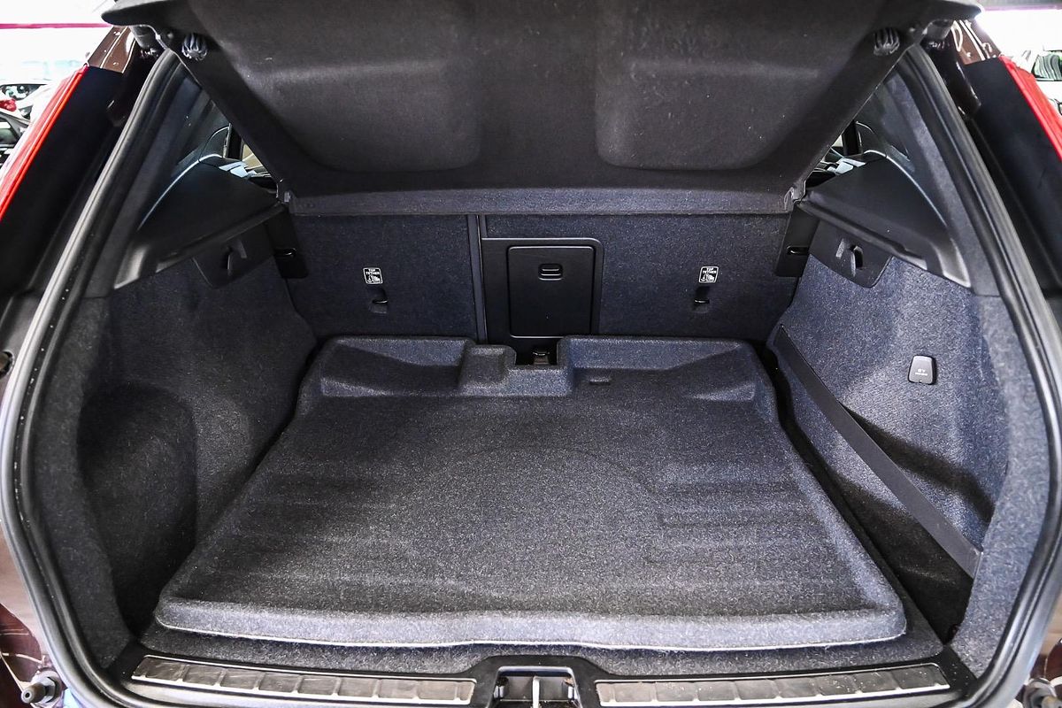 2020 Volvo XC40 T4 Inscription