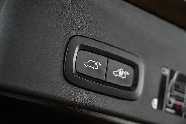 2020 Volvo XC40 T4 Inscription
