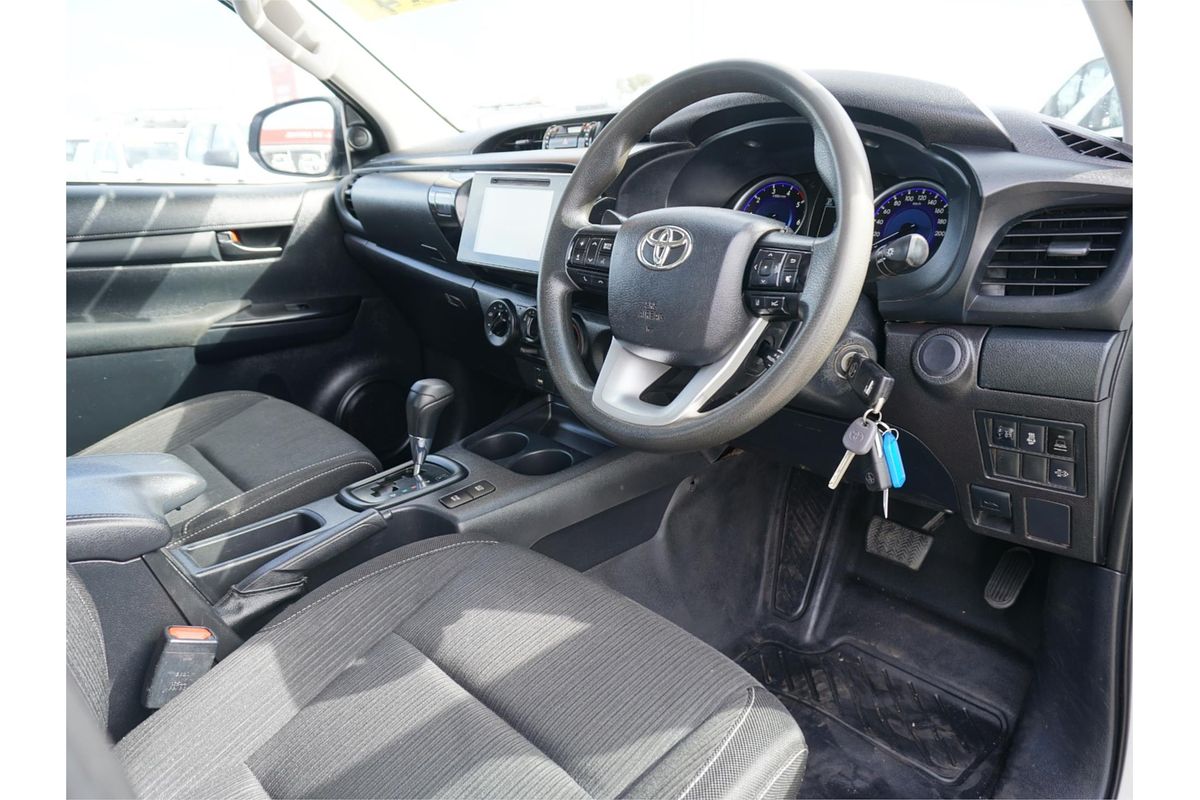 2020 Toyota Hilux SR GUN126R 4X4