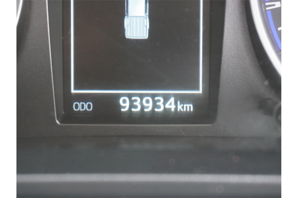 2020 Toyota Hilux SR GUN126R 4X4