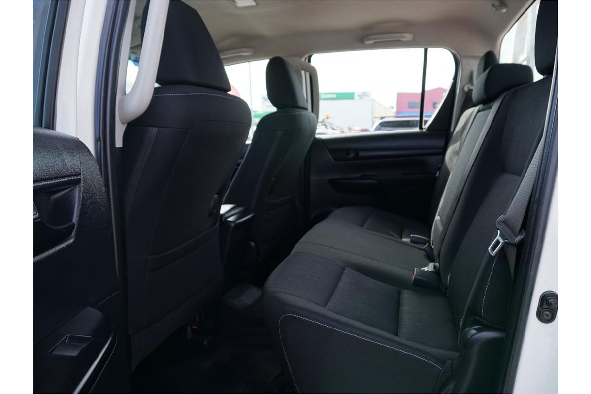 2020 Toyota Hilux SR GUN126R 4X4