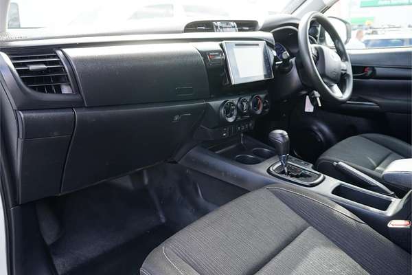 2020 Toyota Hilux SR GUN126R 4X4