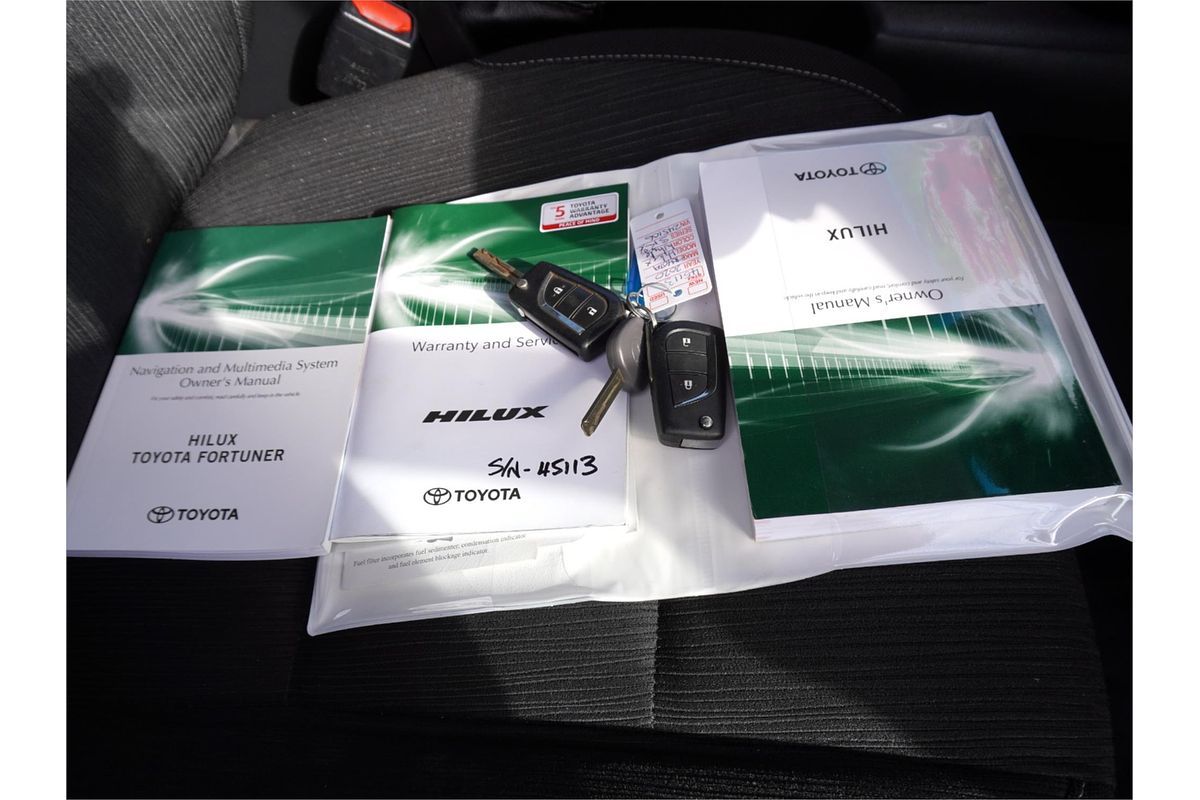 2020 Toyota Hilux SR GUN126R 4X4