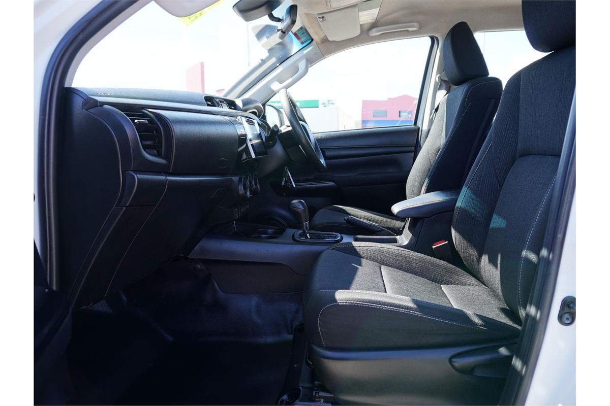 2020 Toyota Hilux SR GUN126R 4X4