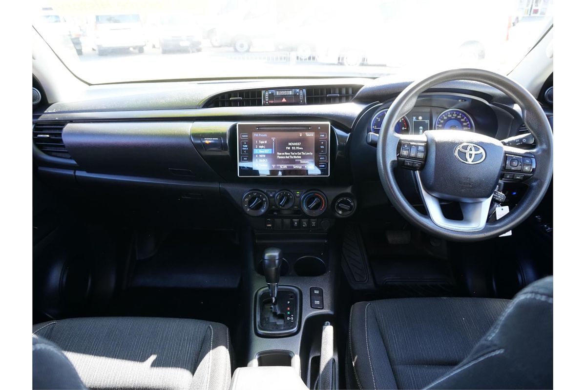 2020 Toyota Hilux SR GUN126R 4X4