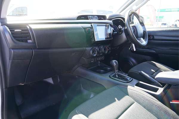 2020 Toyota Hilux SR GUN126R 4X4