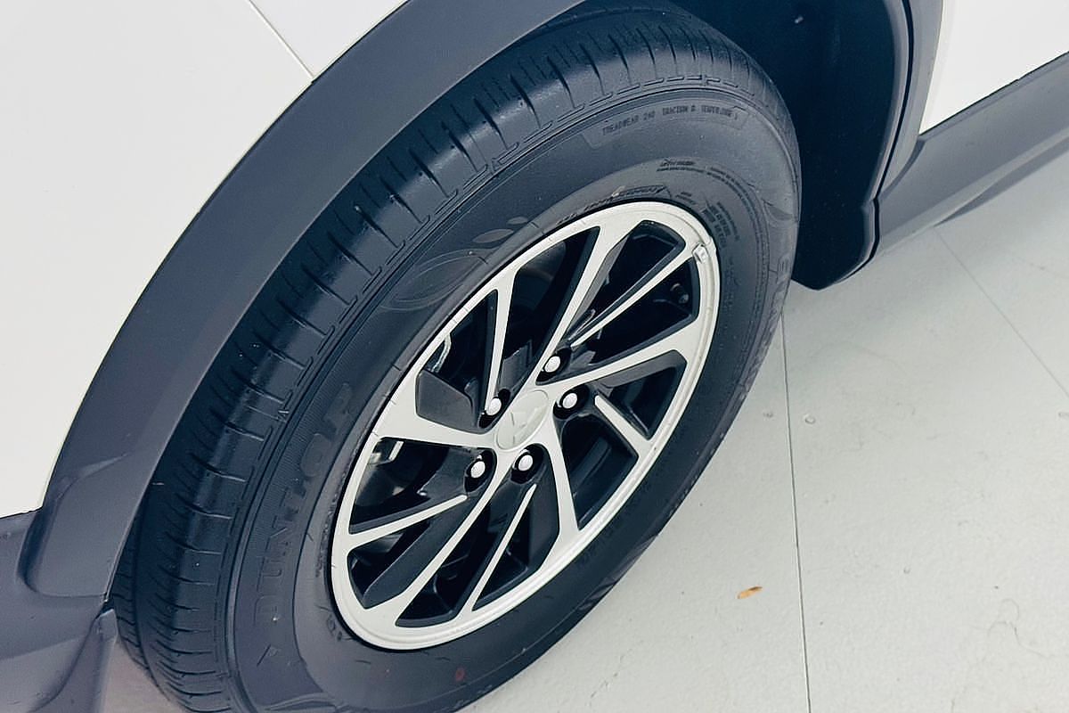 2023 Mitsubishi Eclipse Cross ES YB