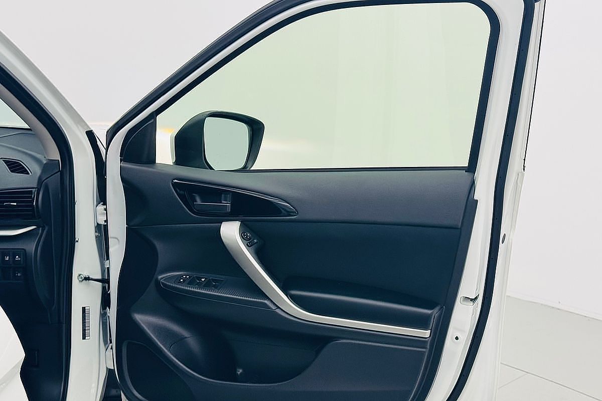2023 Mitsubishi Eclipse Cross ES YB